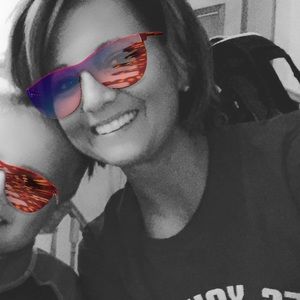 Meet your Posher, Tia